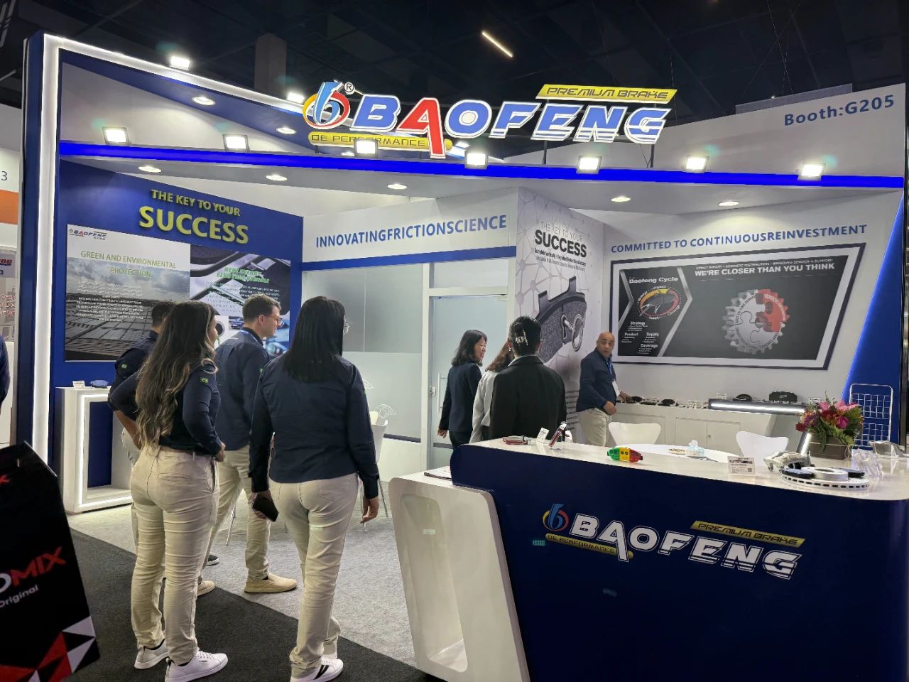 剎車片,剎車盤,制動鉗,制動鉗總成 剎車片,剎車盤,制動鉗,制動鉗總成